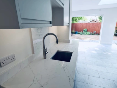 Kitchen cupboard with built-in sink